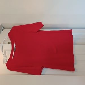 Chicos Red elbow sleeve tee with round neck
